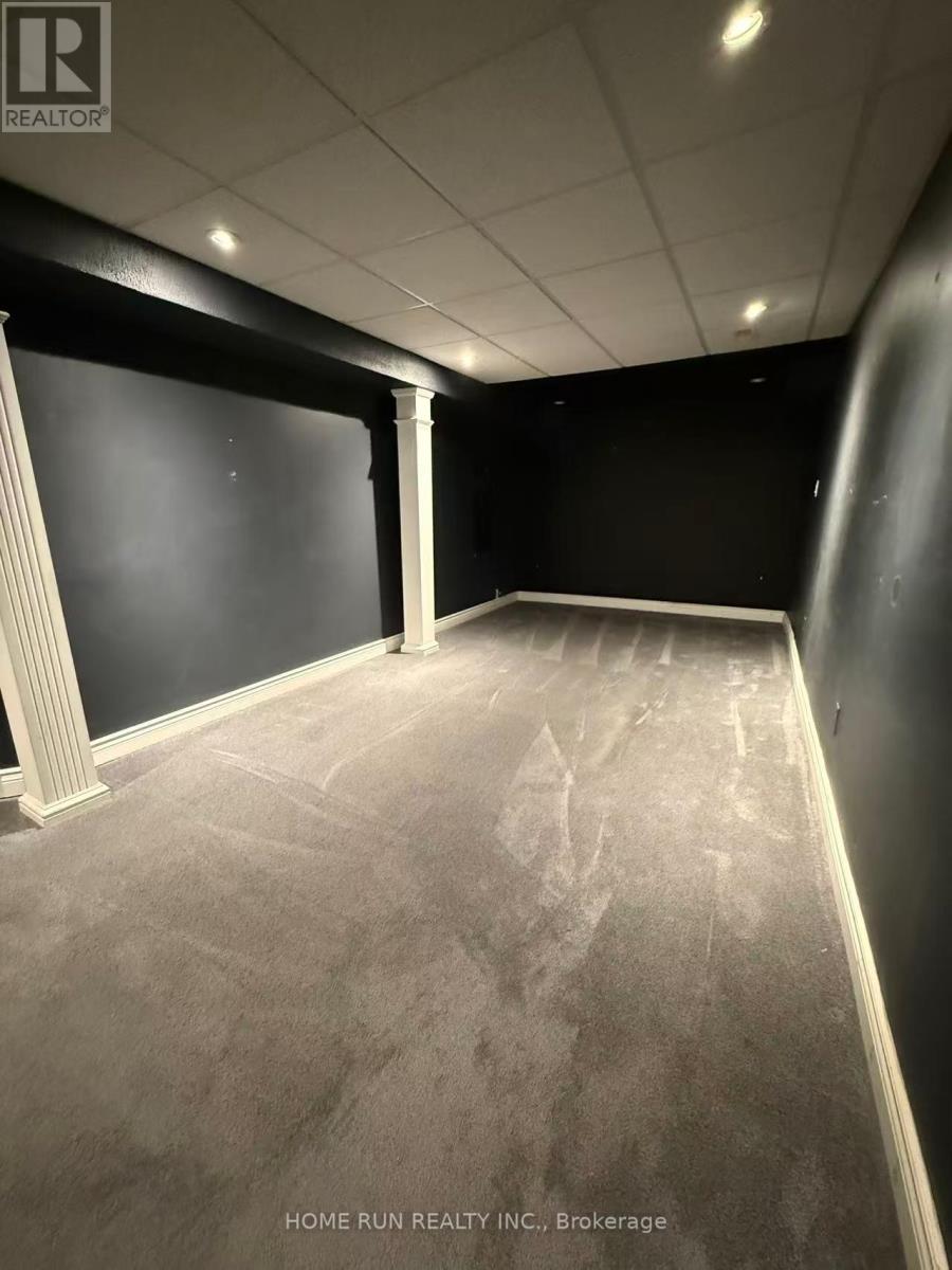 149 Hemlo Crescent, Ottawa, Ontario K2T 1E4 - Photo 13 - X12472704