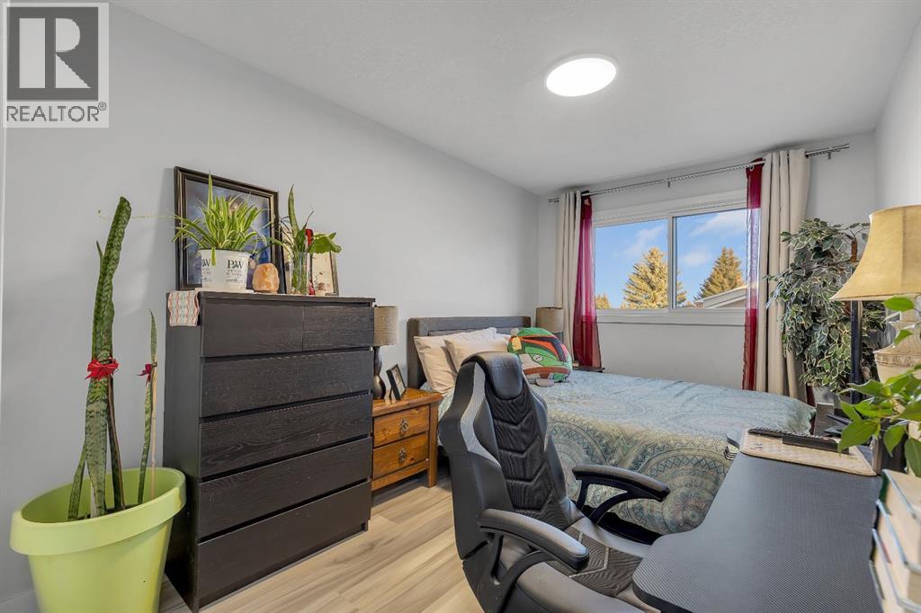 118 Bermuda Road Nw, Calgary, Alberta  T3K 1G7 - Photo 21 - A2270334