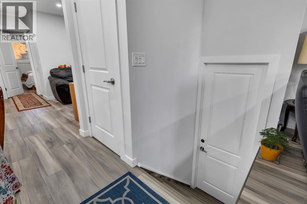 118 Bermuda Road Nw, Calgary, Alberta  T3K 1G7 - Photo 7 - A2270334