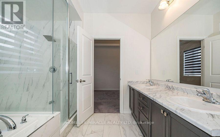 29 Bromfield Street, Whitby, Ontario  L1P 0P8 - Photo 16 - E12547662