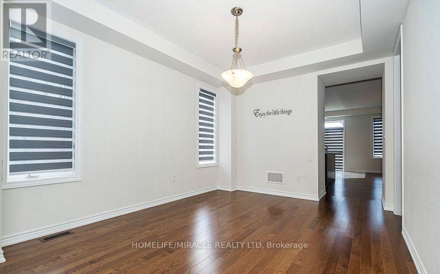 29 Bromfield Street, Whitby, Ontario  L1P 0P8 - Photo 9 - E12547662