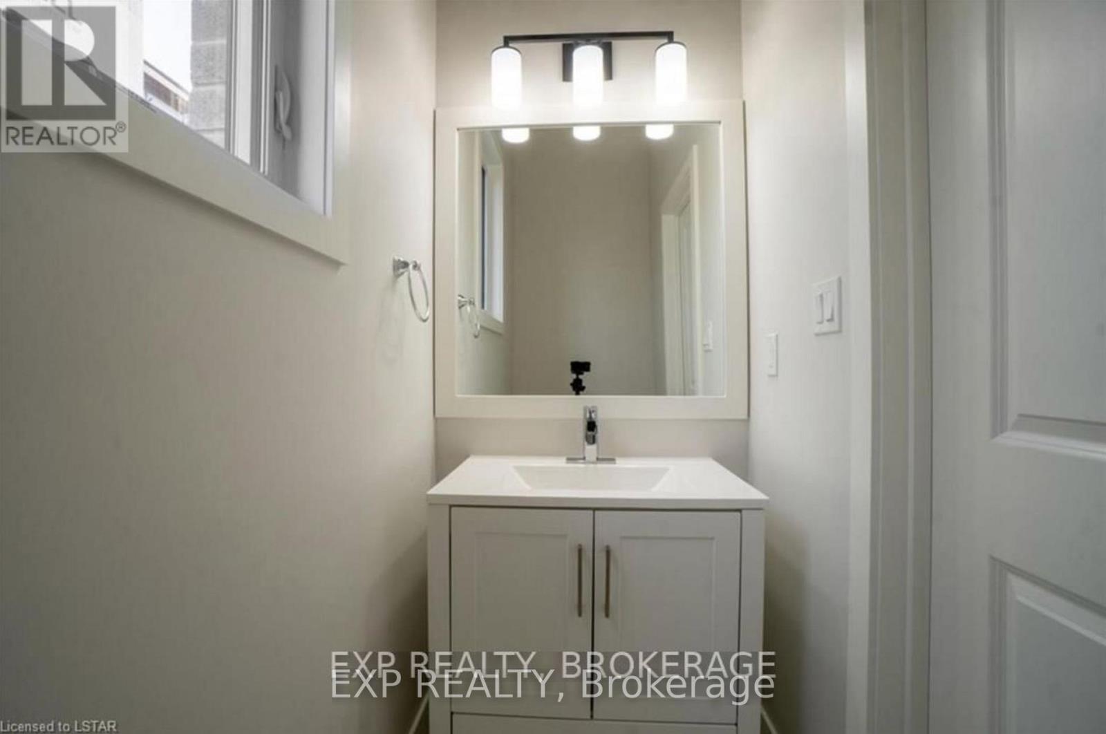 40 Kelly Drive, Zorra, Ontario  N0L 2M0 - Photo 14 - X12547706