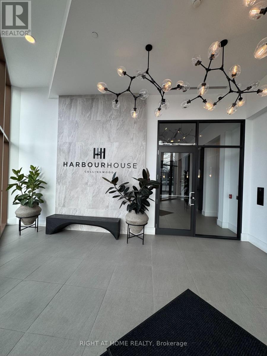 31 HURON STREET, Collingwood, Ontario