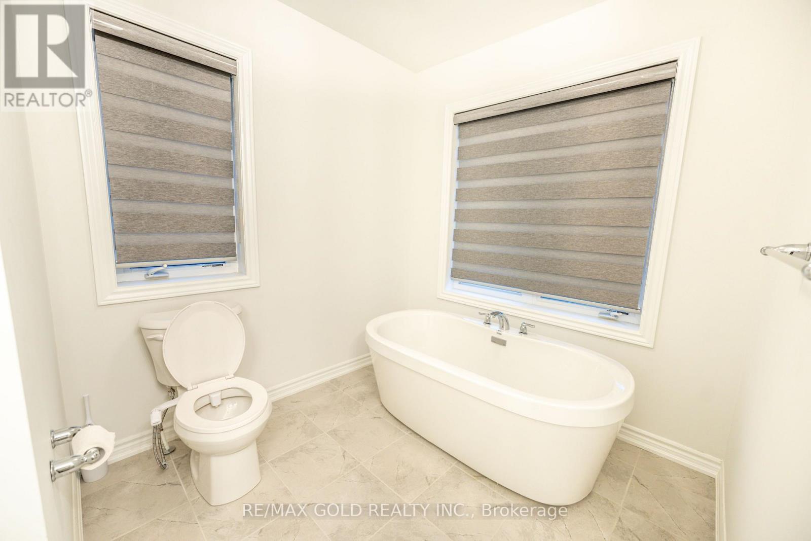 35 Academy Drive, Brampton, Ontario  L6P 3C9 - Photo 37 - W12546812