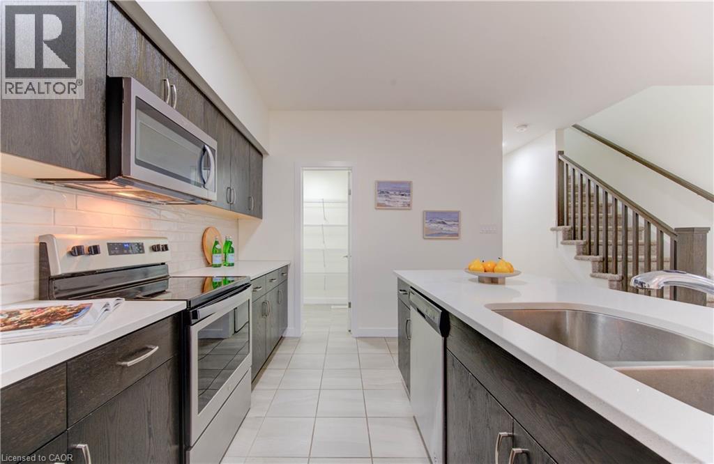 894 Robert Ferrie Drive, Kitchener, Ontario N2R 0P2 - Photo 7 - 40787973