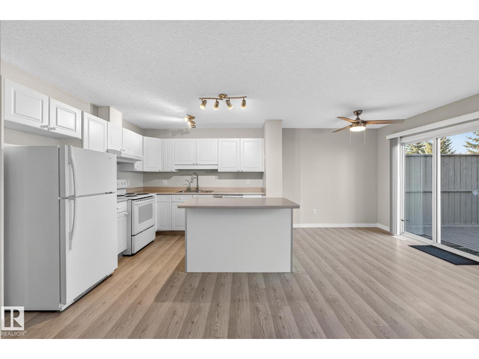 1094 Barnes Wy Sw, Edmonton, Alberta  T6W 1E5 - Photo 5 - E4465843