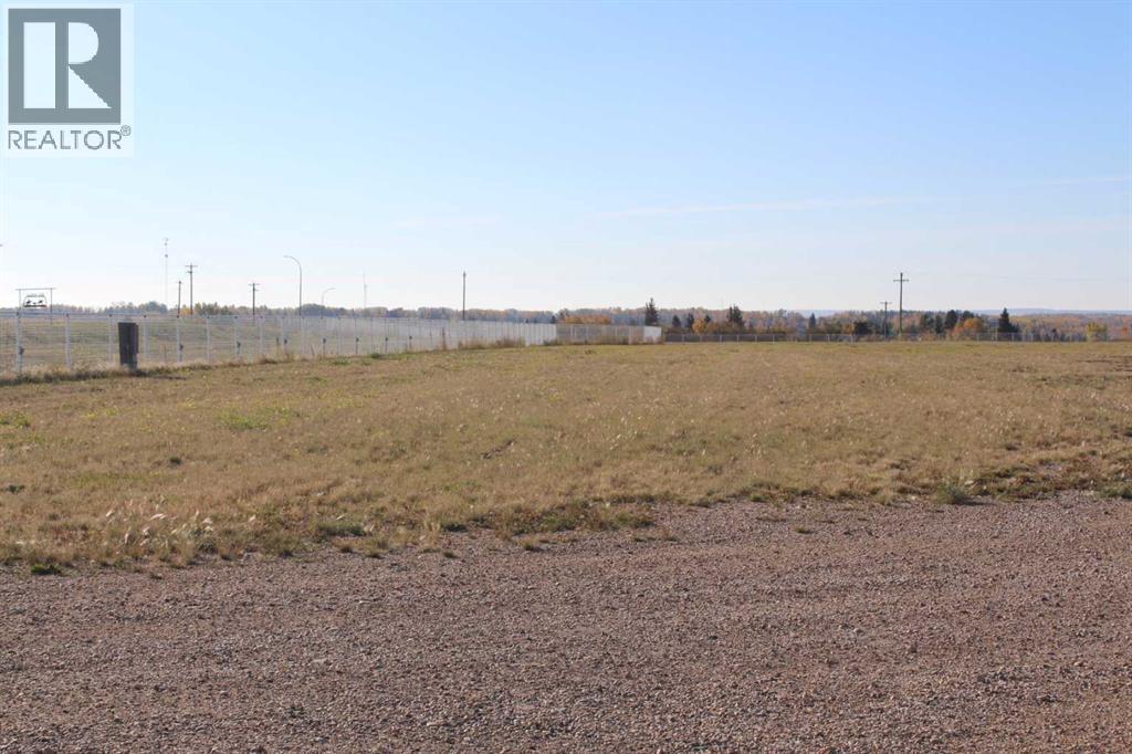 902 Main Street, Manning, Alberta  T0H 2M0 - Photo 12 - A2170528