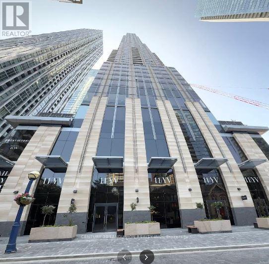 1312 - 11 YORKVILLE AVENUE E, Toronto, Ontario