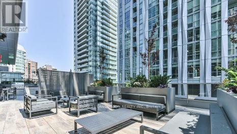 1312 - 11 Yorkville Avenue E, Toronto, Ontario M4W 0B7 - Photo 13 - C12547676