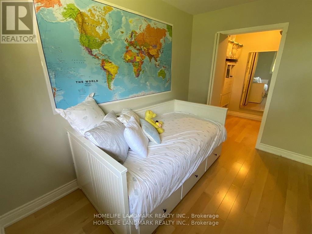 186 Upper Canada Drive, Toronto, Ontario M2P 1S8 - Photo 10 - C12547700