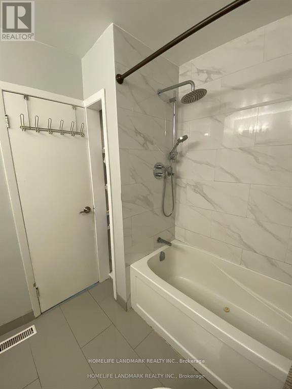 186 Upper Canada Drive, Toronto, Ontario M2P 1S8 - Photo 12 - C12547700