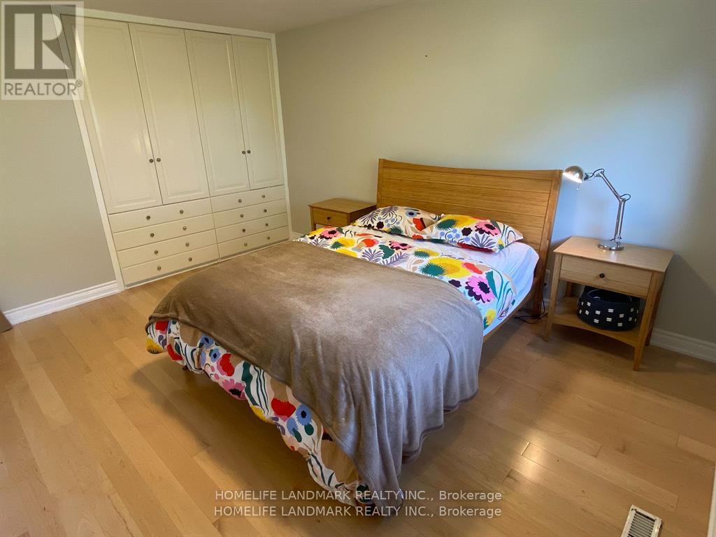 186 Upper Canada Drive, Toronto, Ontario M2P 1S8 - Photo 7 - C12547700