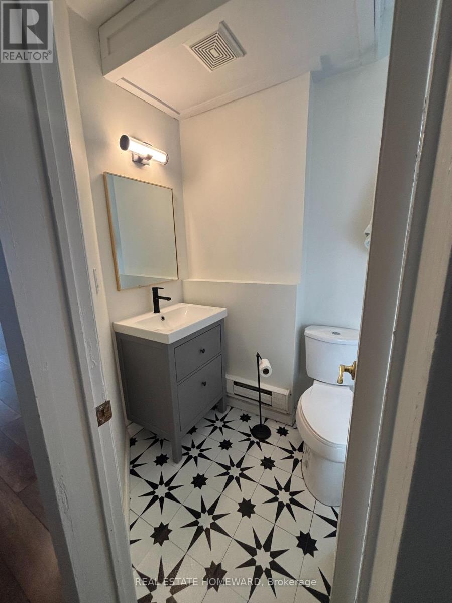 86 Carlaw Avenue, Toronto, Ontario M4M 2R7 - Photo 18 - E12547694