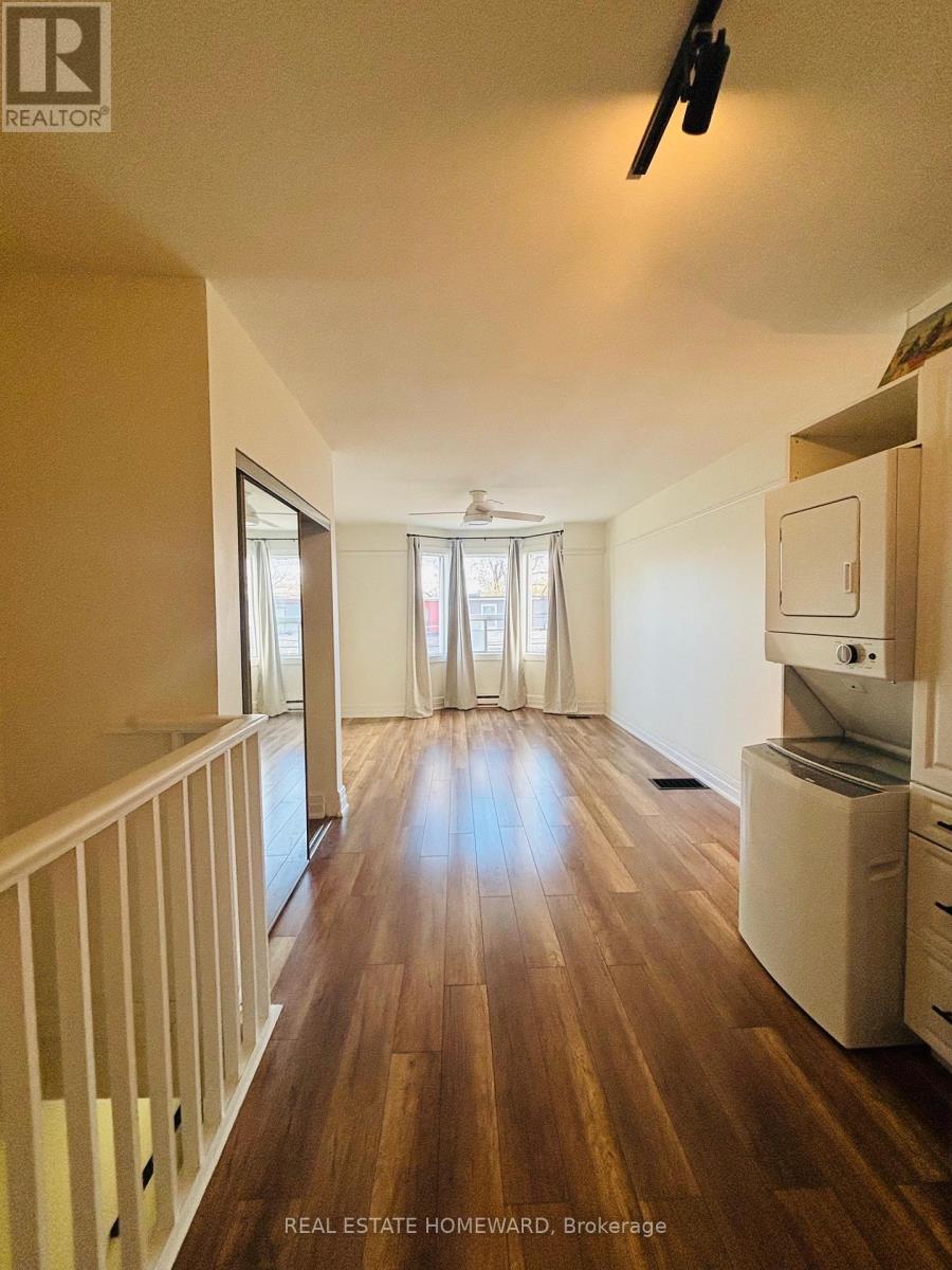 86 Carlaw Avenue, Toronto, Ontario M4M 2R7 - Photo 6 - E12547694