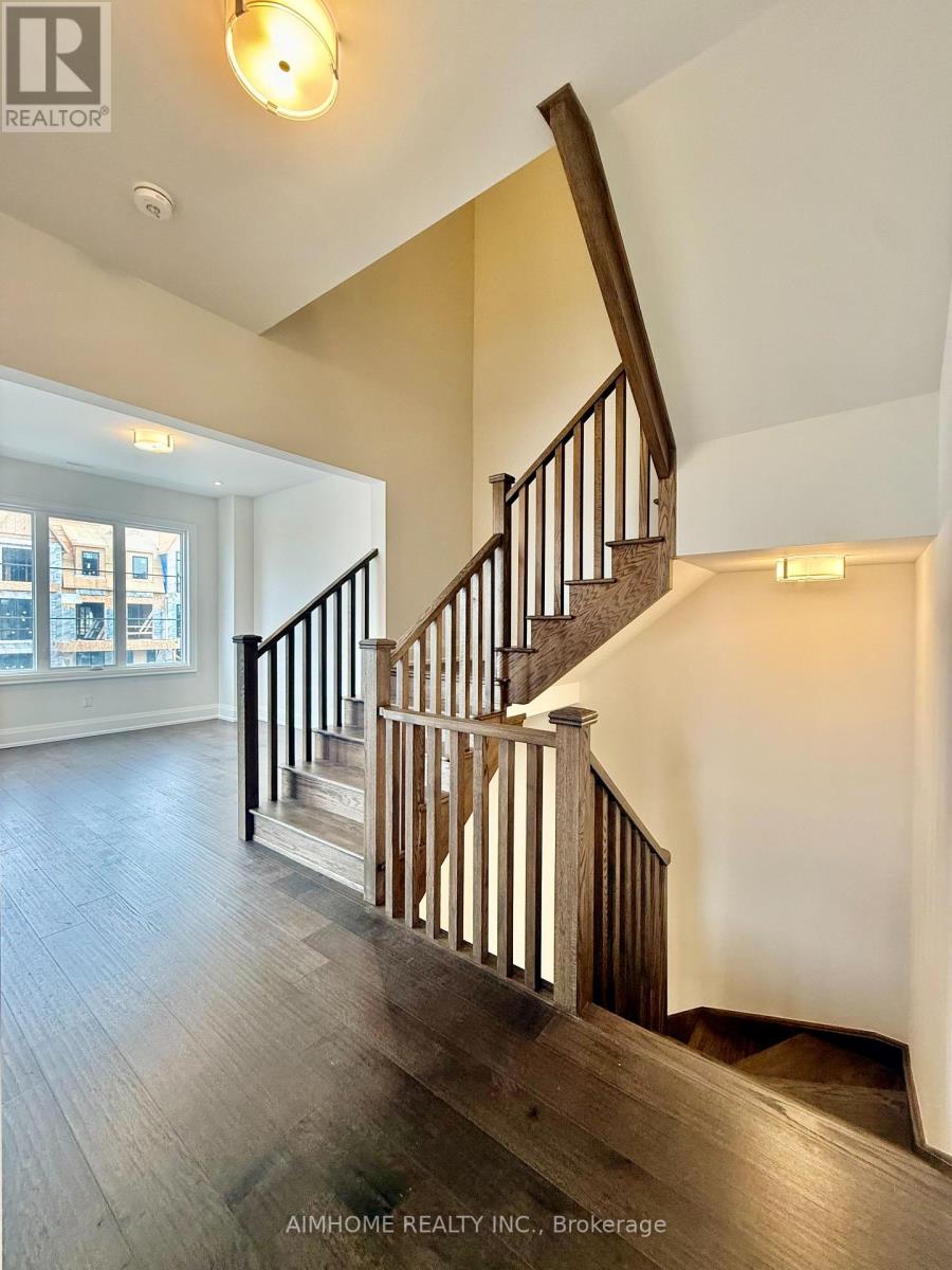 52 Balance Crescent, Markham, Ontario L6C 3R4 - Photo 16 - N12547702