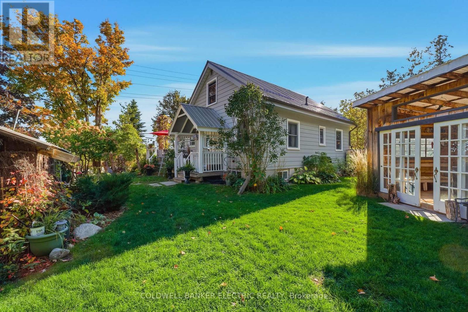 994 County Rd 19 Road, Selwyn, Ontario K9J 6X2 - Photo 3 - X12547724