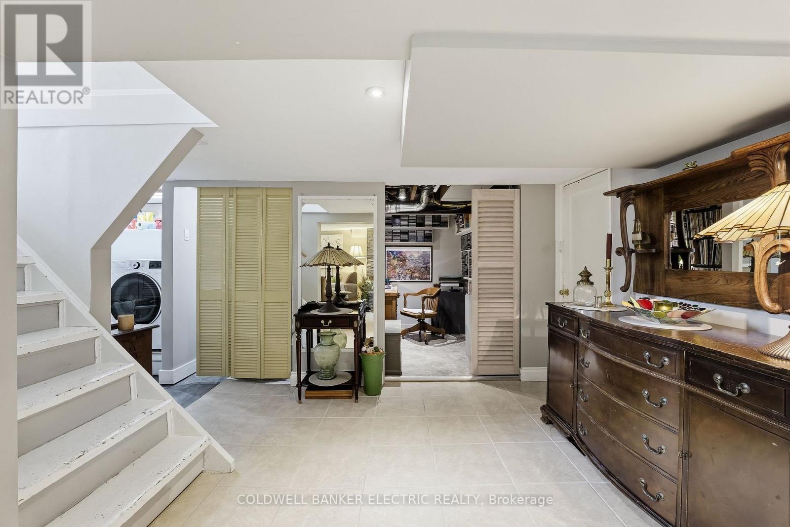 994 County Rd 19 Road, Selwyn, Ontario K9J 6X2 - Photo 18 - X12547726