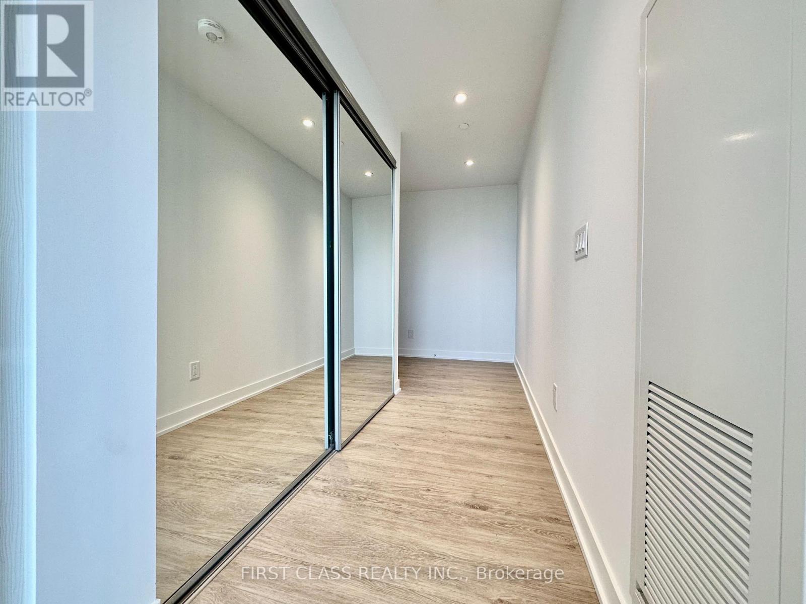 3612 - 1926 Lake Shore Boulevard W, Toronto, Ontario M6S 1A1 - Photo 5 - W12547704