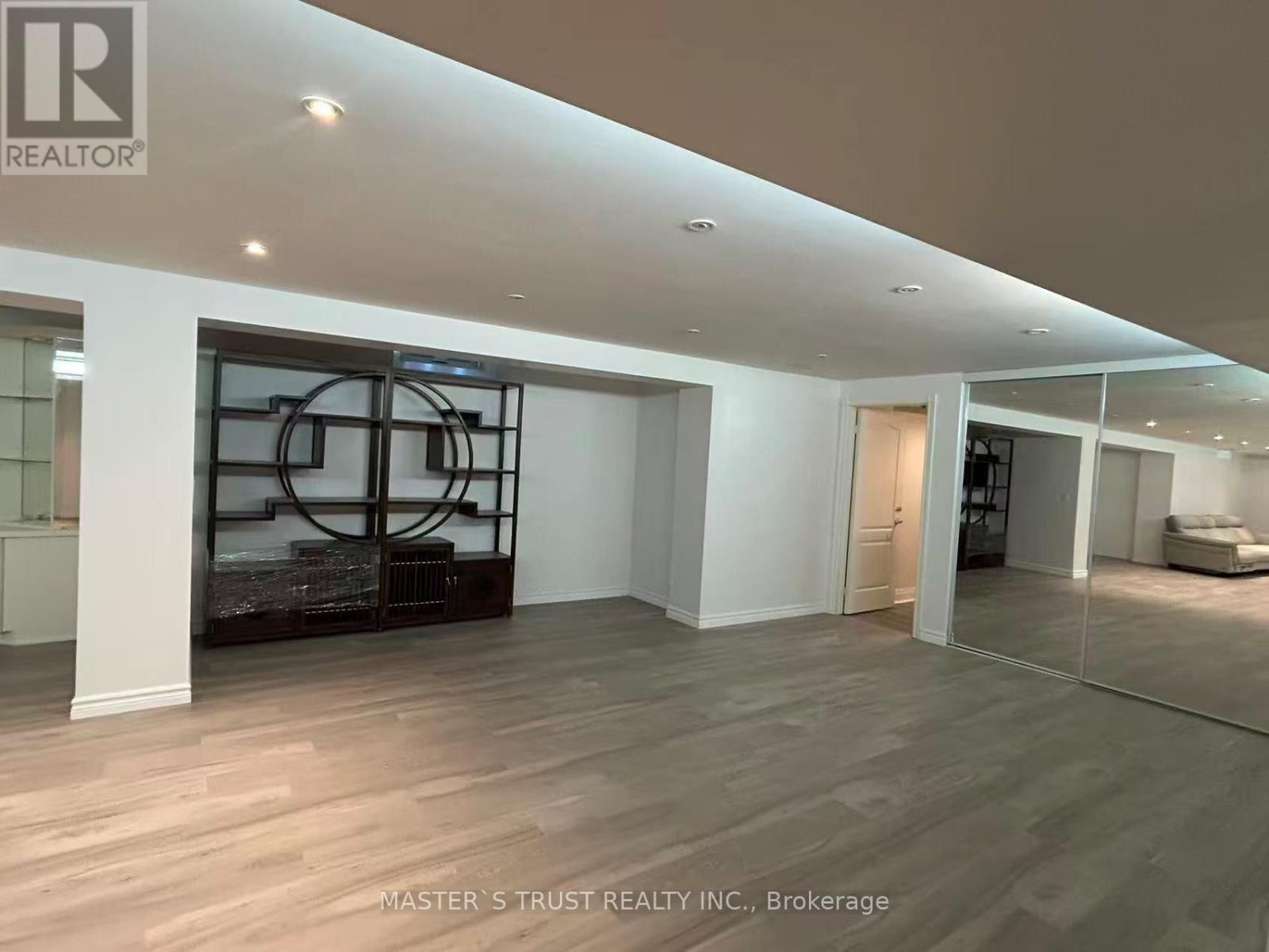 31 Boake Trail, Richmond Hill, Ontario  L4B 2H3 - Photo 35 - N12457848