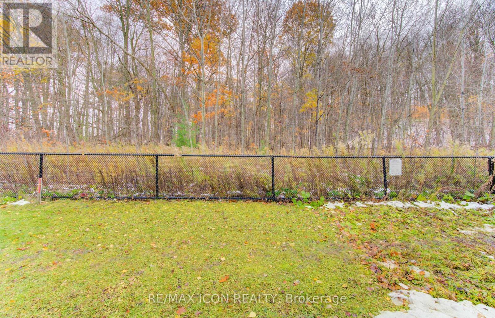 894 Robert Ferrie Drive, Kitchener, Ontario N2R 0P2 - Photo 41 - X12541932