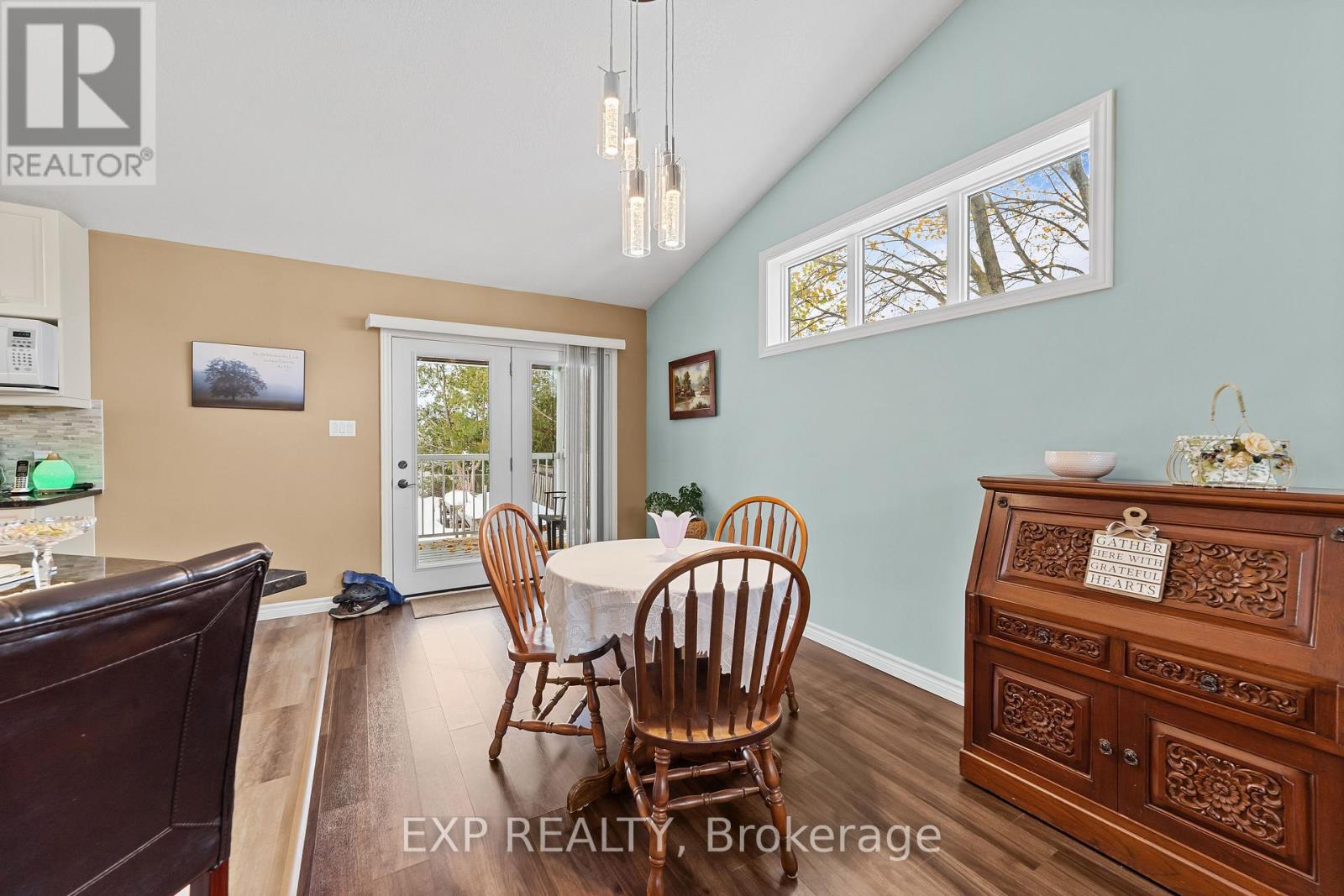 298 John Street, Warwick, Ontario N0M 2S0 - Photo 16 - X12547722