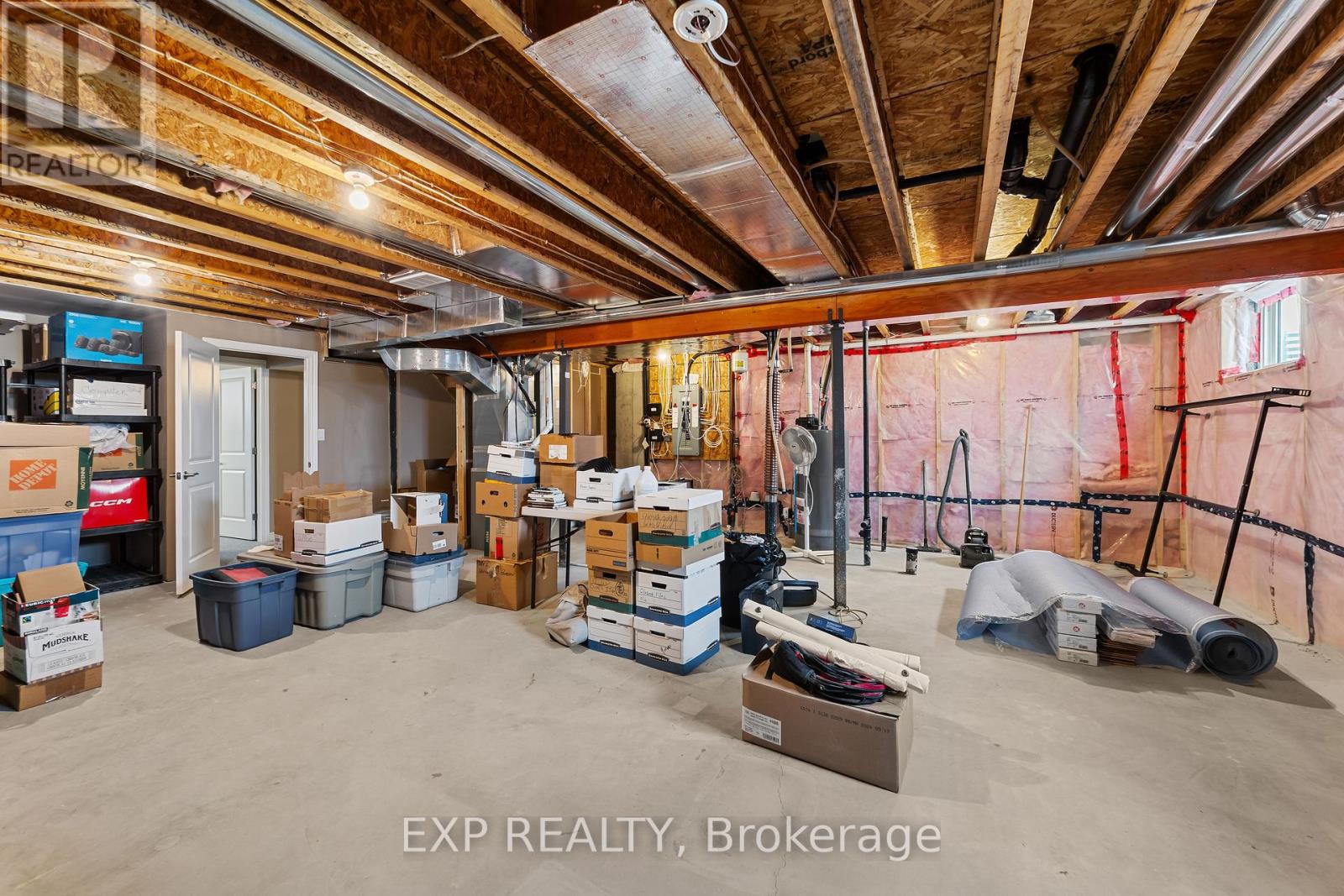 298 John Street, Warwick, Ontario N0M 2S0 - Photo 28 - X12547722