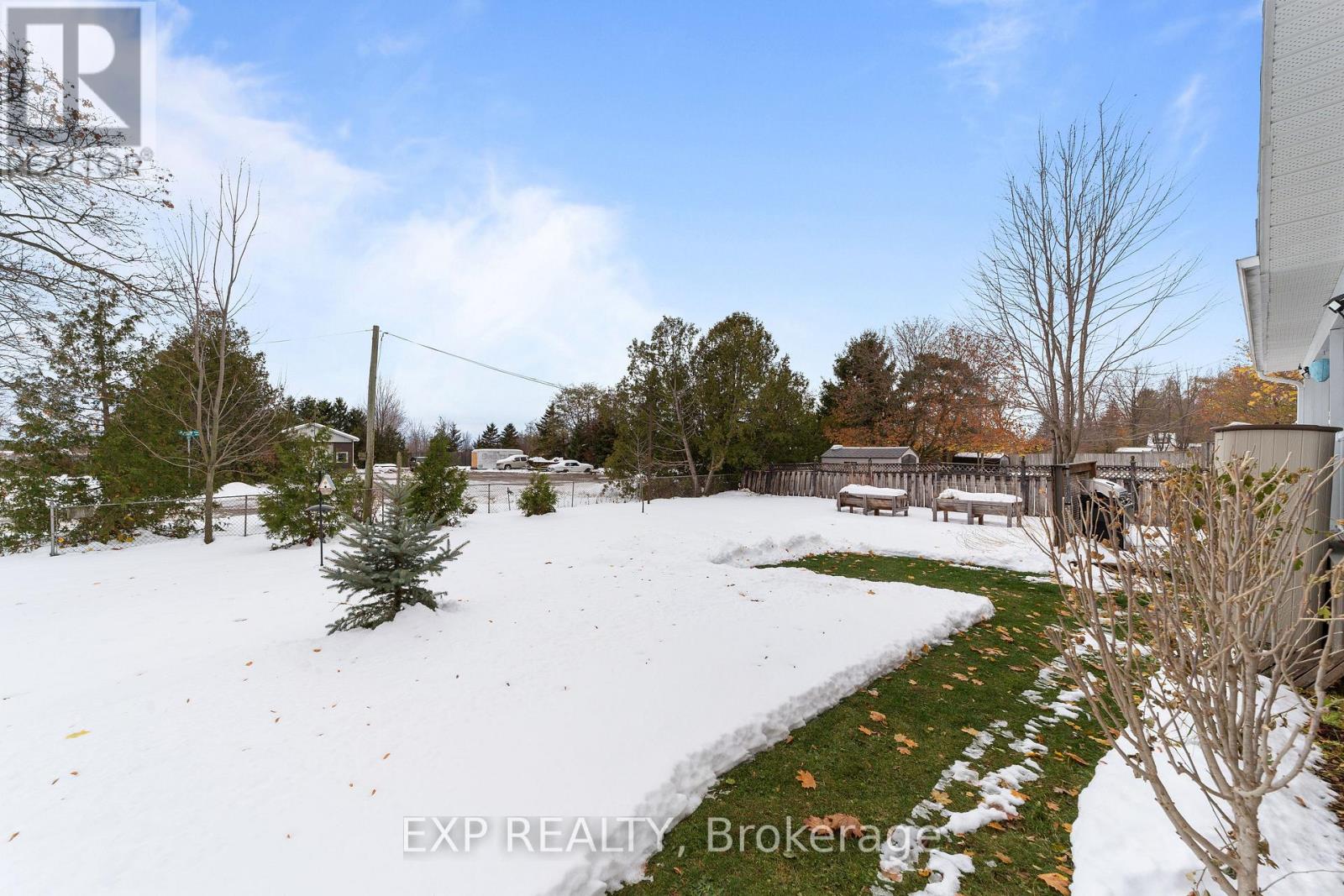 298 John Street, Warwick, Ontario N0M 2S0 - Photo 8 - X12547722