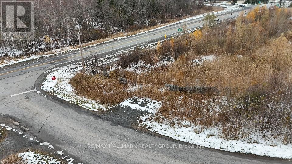 4000 Rideau River Road, North Grenville, Ontario K0G 1J0 - Photo 2 - X12547714