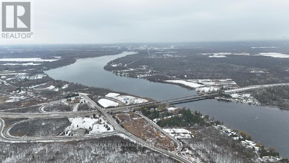 4000 Rideau River Road, North Grenville, Ontario K0G 1J0 - Photo 4 - X12547714