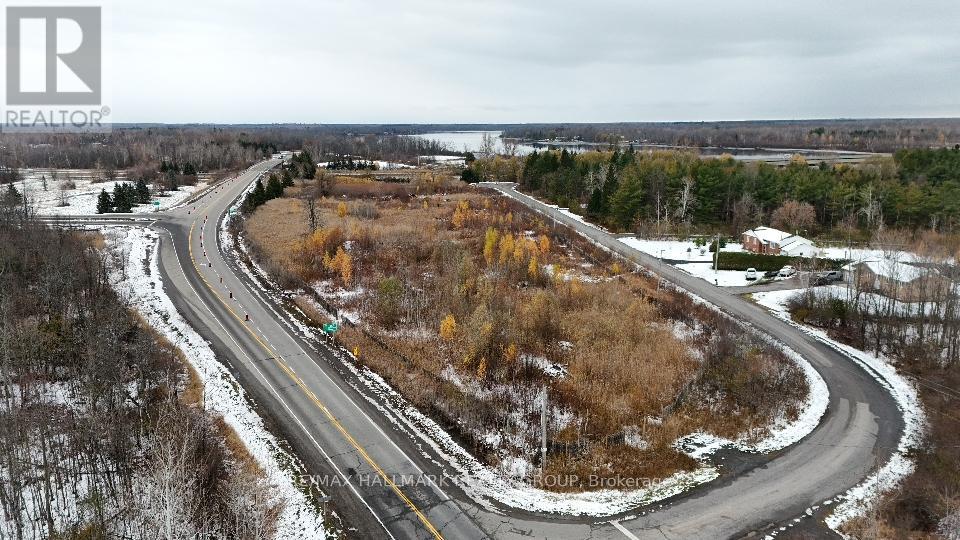 4000 Rideau River Road, North Grenville, Ontario K0G 1J0 - Photo 8 - X12547714