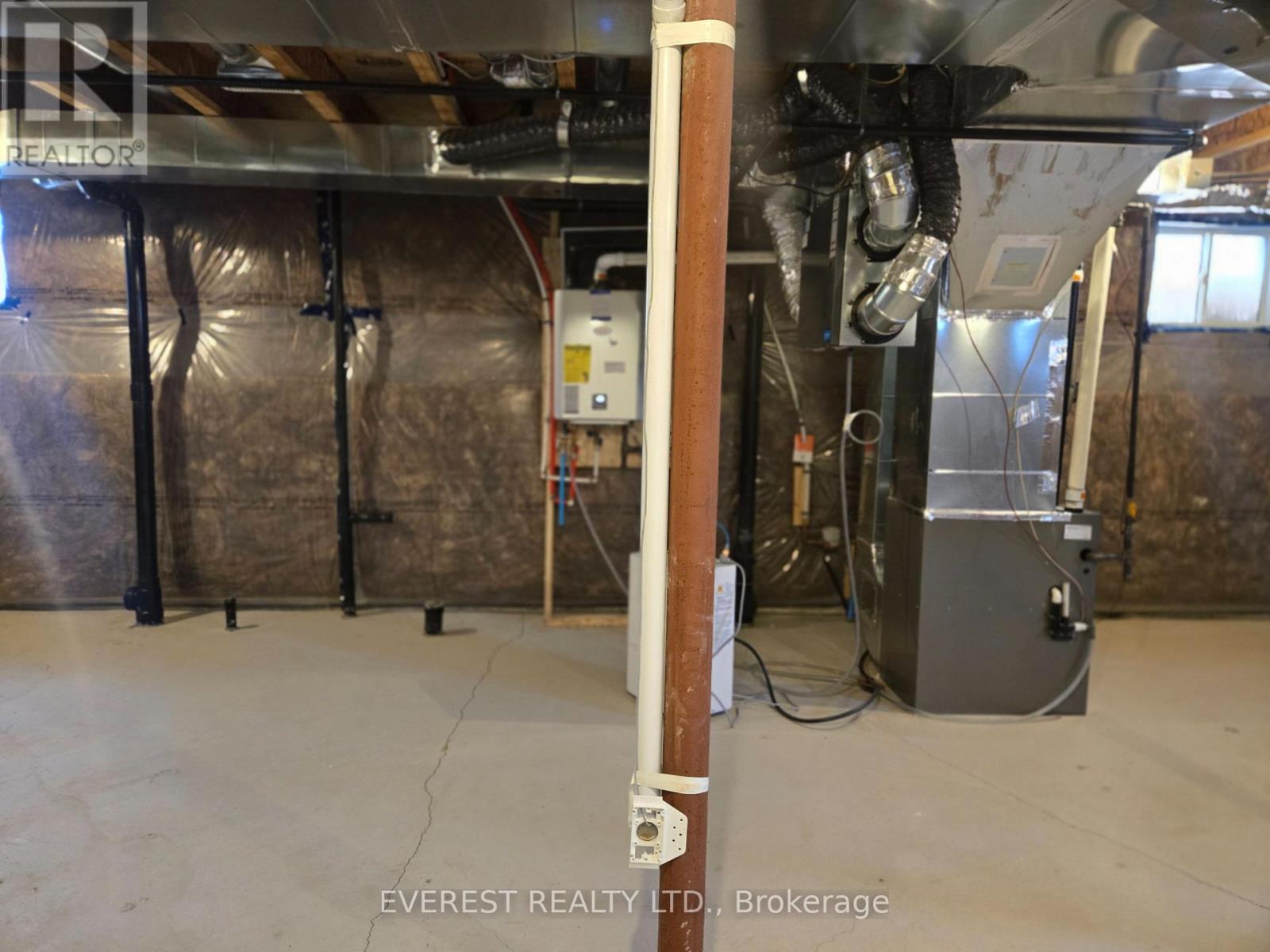 40 Lemon Avenue, Thorold, Ontario L0S 1K0 - Photo 20 - X12547682