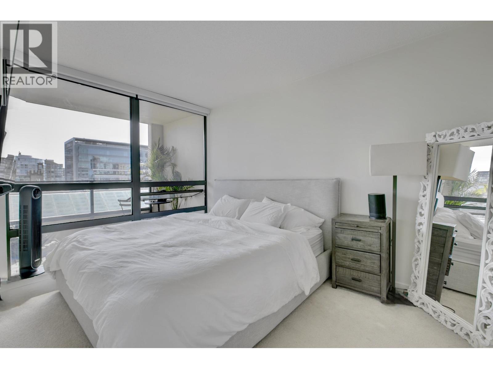 938 Smithe Street, Vancouver, British Columbia V6Z 3H8 - Photo 24 - R3067680