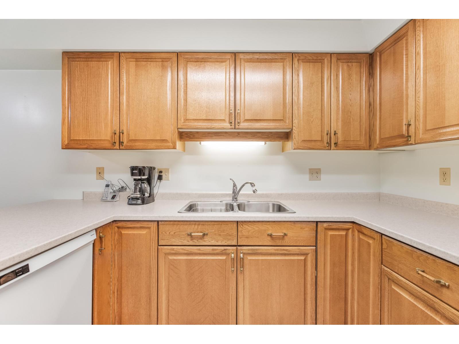 107 16350 14 Avenue, Surrey, British Columbia  V4A 8J7 - Photo 6 - R3036358