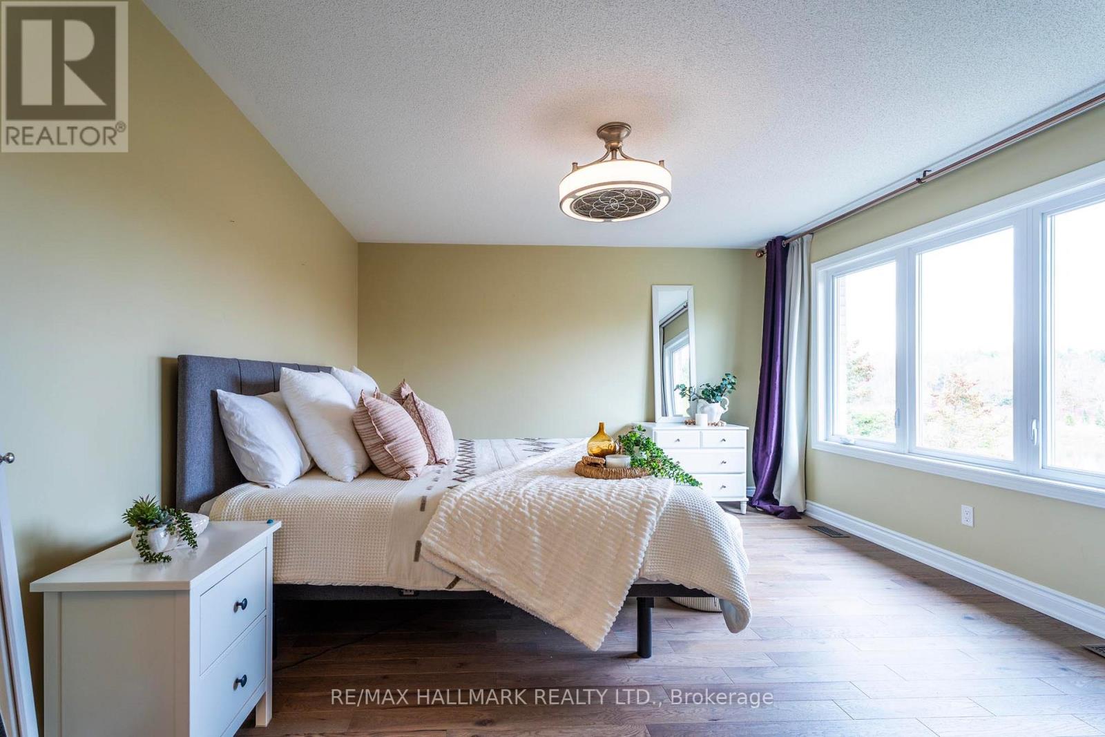 51 Verdi Road, Richmond Hill, Ontario  L4E 4P7 - Photo 9 - N12547200