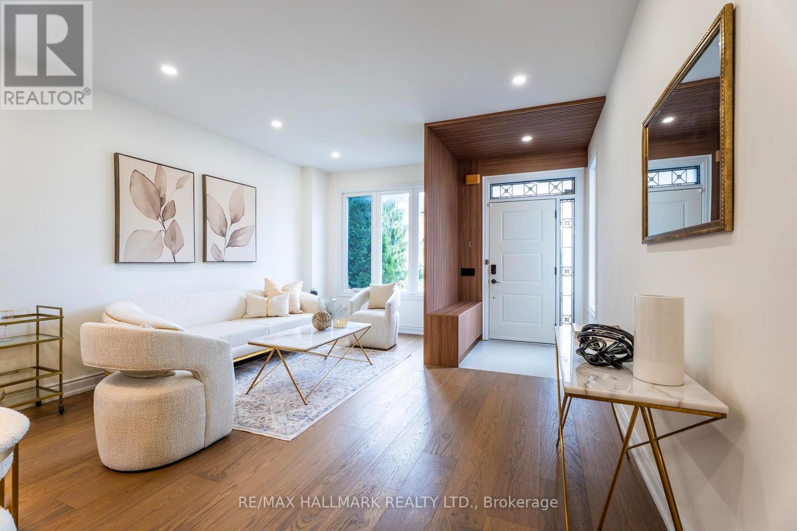 51 Verdi Road, Richmond Hill, Ontario  L4E 4P7 - Photo 2 - N12547200