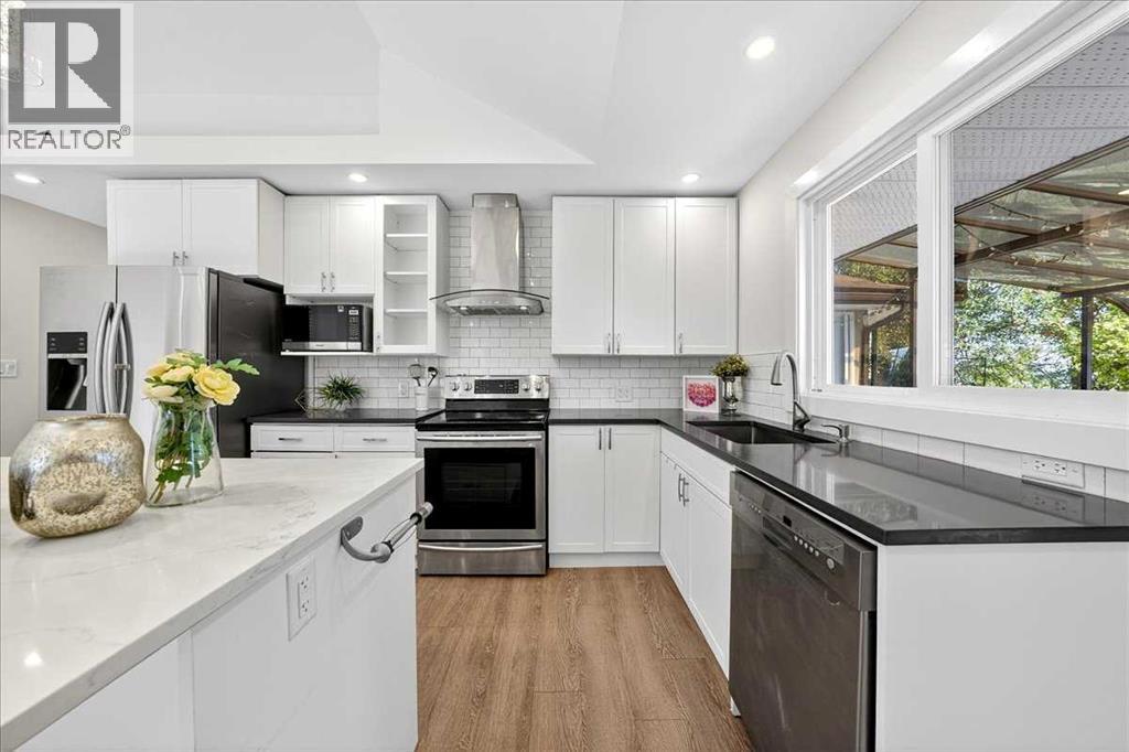 4828 Nelson Road Nw, Calgary, Alberta  T2K 2L9 - Photo 10 - A2257321