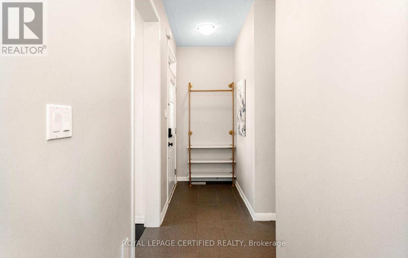 255 Cochrane Terrace, Milton, Ontario  L9T 8C8 - Photo 4 - W12547718