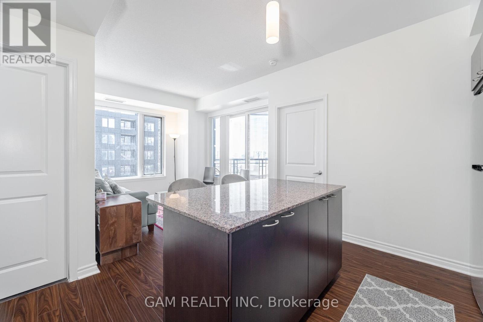 1102 - 385 Prince Of Wales Drive, Mississauga, Ontario  L5B 0C6 - Photo 10 - W12547728