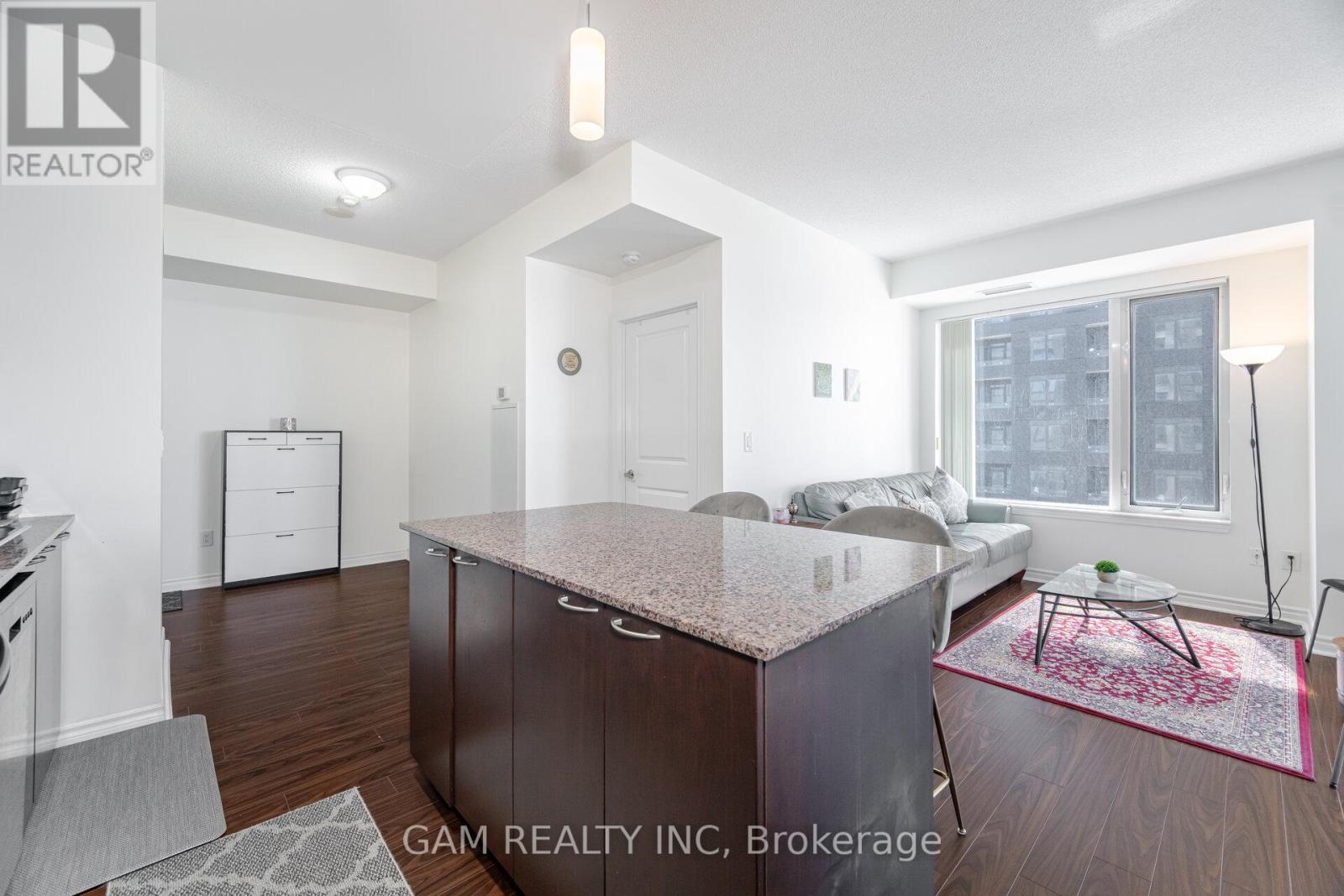 1102 - 385 Prince Of Wales Drive, Mississauga, Ontario  L5B 0C6 - Photo 11 - W12547728