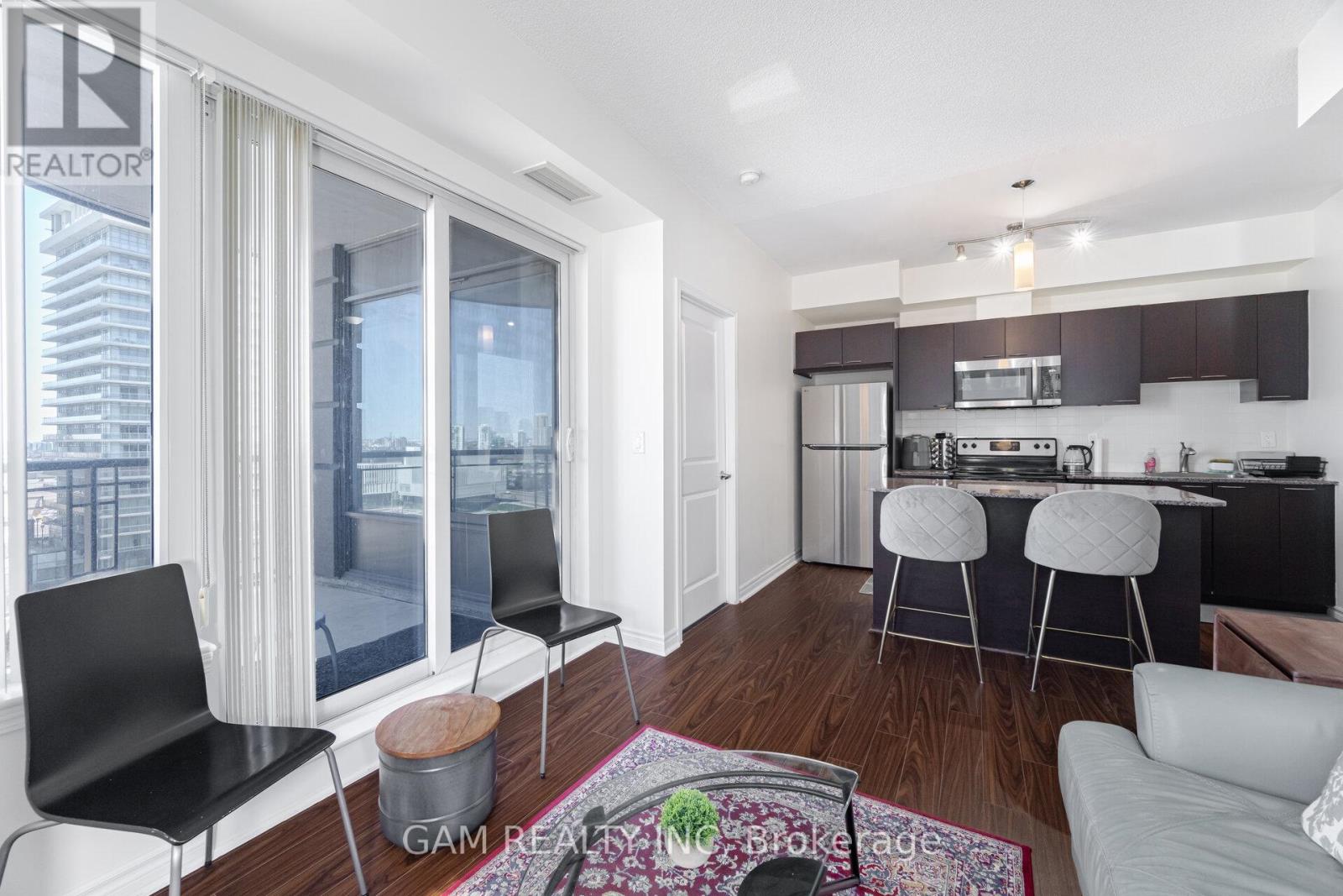 1102 - 385 Prince Of Wales Drive, Mississauga, Ontario  L5B 0C6 - Photo 12 - W12547728