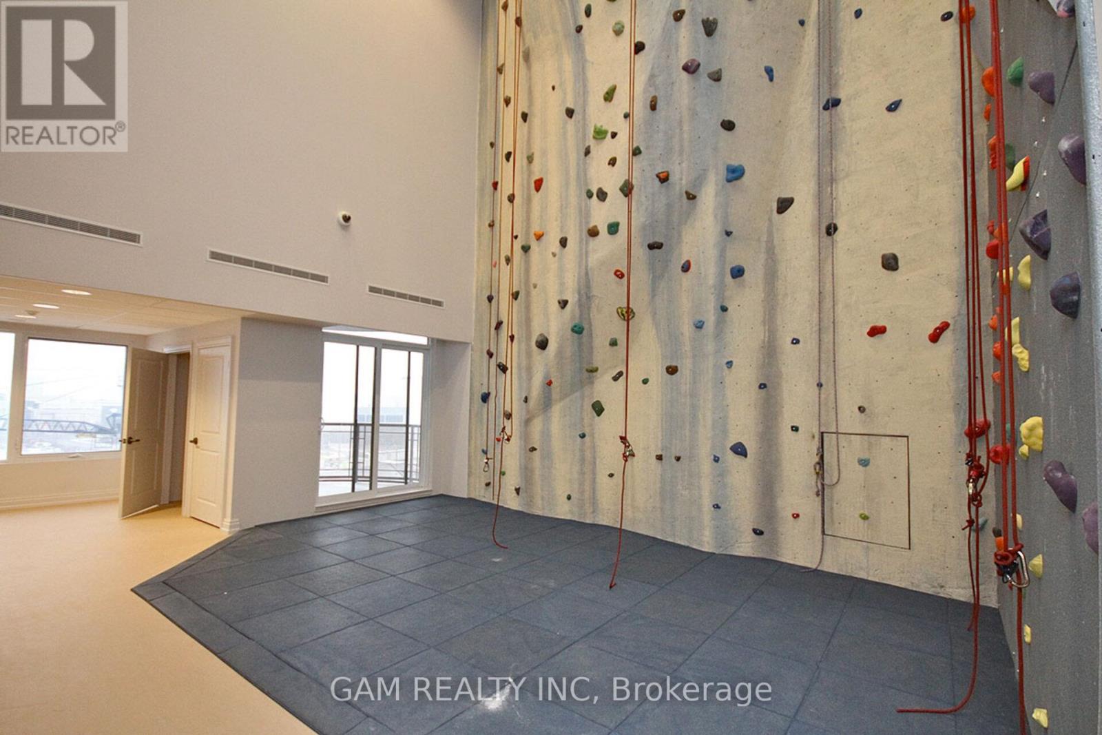 1102 - 385 Prince Of Wales Drive, Mississauga, Ontario  L5B 0C6 - Photo 28 - W12547728