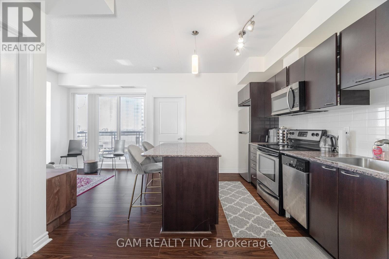 1102 - 385 Prince Of Wales Drive, Mississauga, Ontario  L5B 0C6 - Photo 8 - W12547728