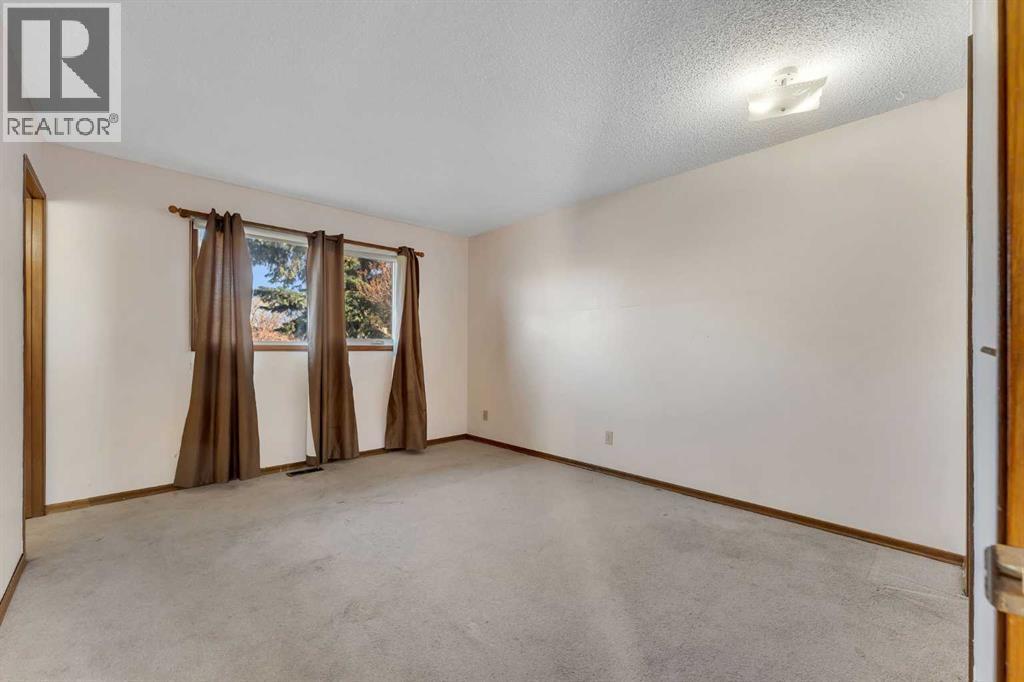 20 Templehill Crescent Ne, Calgary, Alberta  T1Y 4C5 - Photo 13 - A2269550