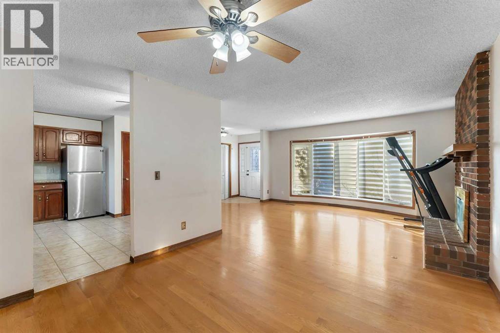 20 Templehill Crescent Ne, Calgary, Alberta  T1Y 4C5 - Photo 5 - A2269550