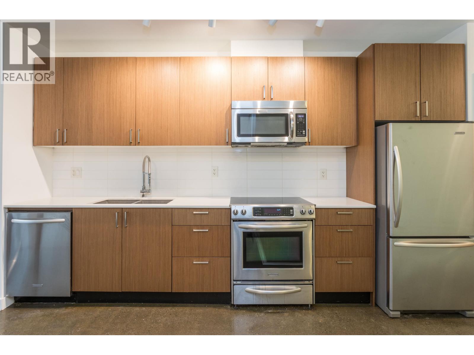 310 221 Union Street, Vancouver, British Columbia V6A 0B4 - Photo 7 - R3067663