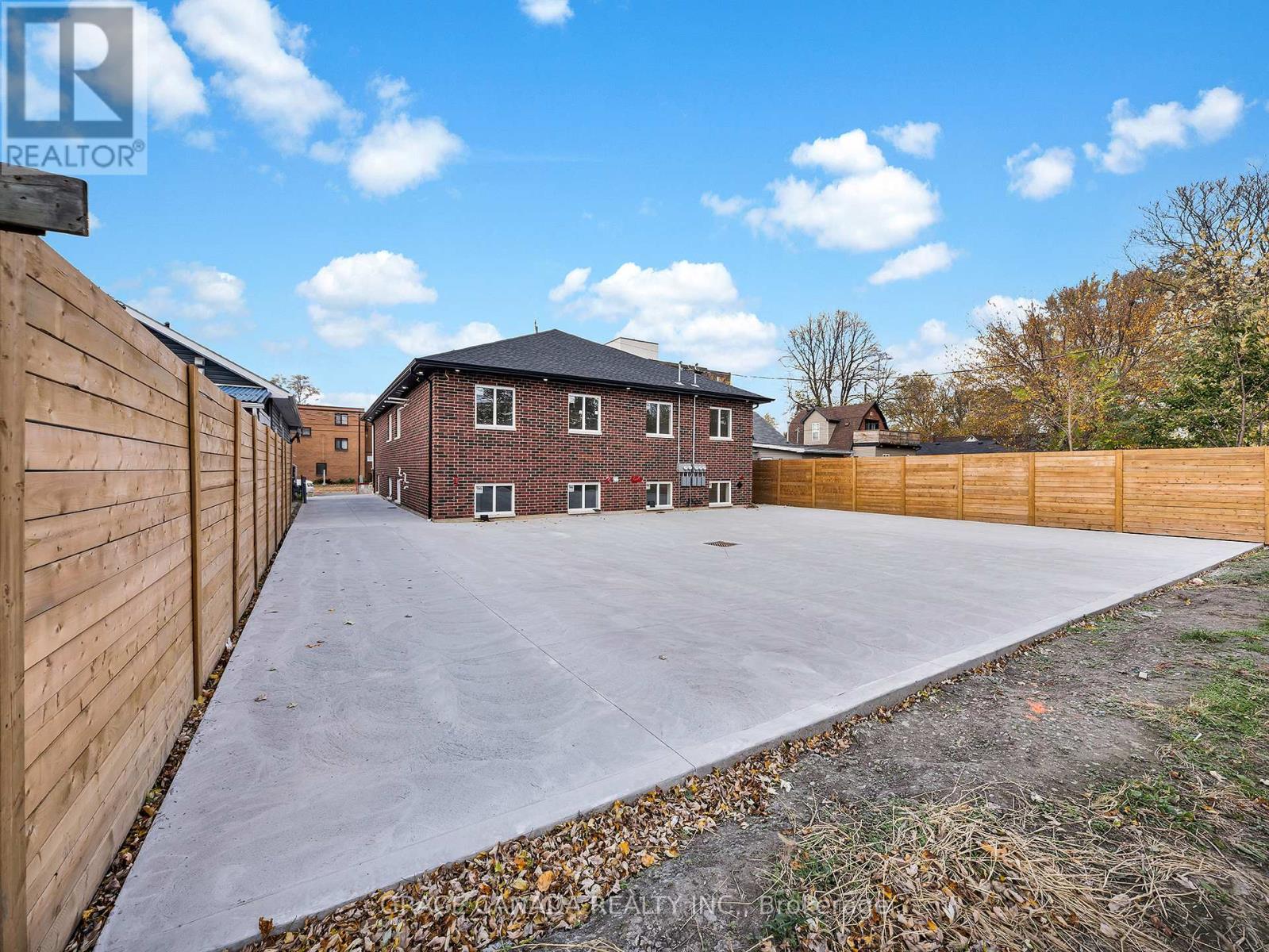 3 - 3549 Peter Street, Windsor, Ontario  N9C 1J6 - Photo 24 - X12547712