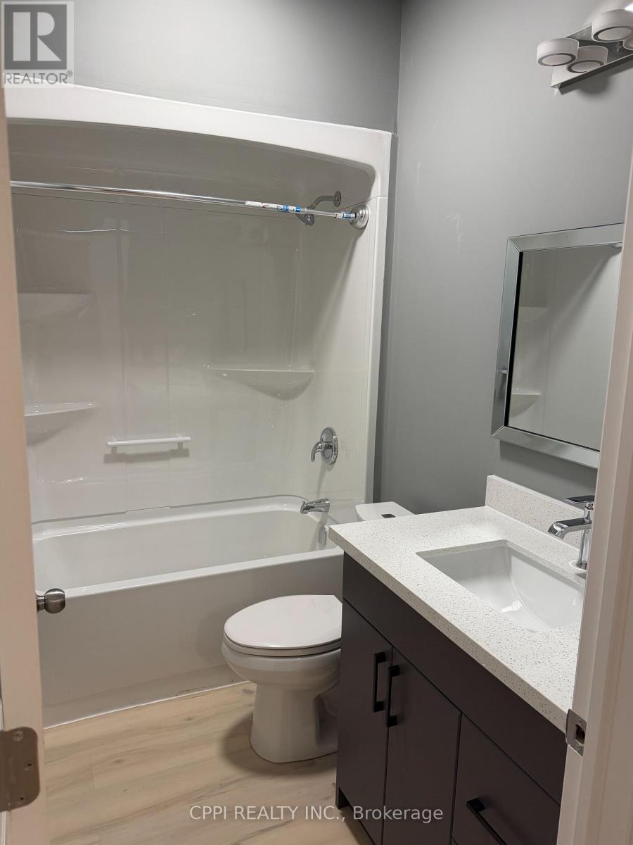 113 - 255 Emerick Avenue, Fort Erie, Ontario  L2A 2W4 - Photo 6 - X12547716