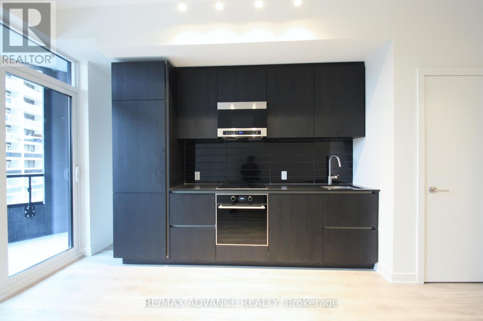 218n - 120 Broadway Avenue, Toronto, Ontario  M4P 1V6 - Photo 12 - C12547732