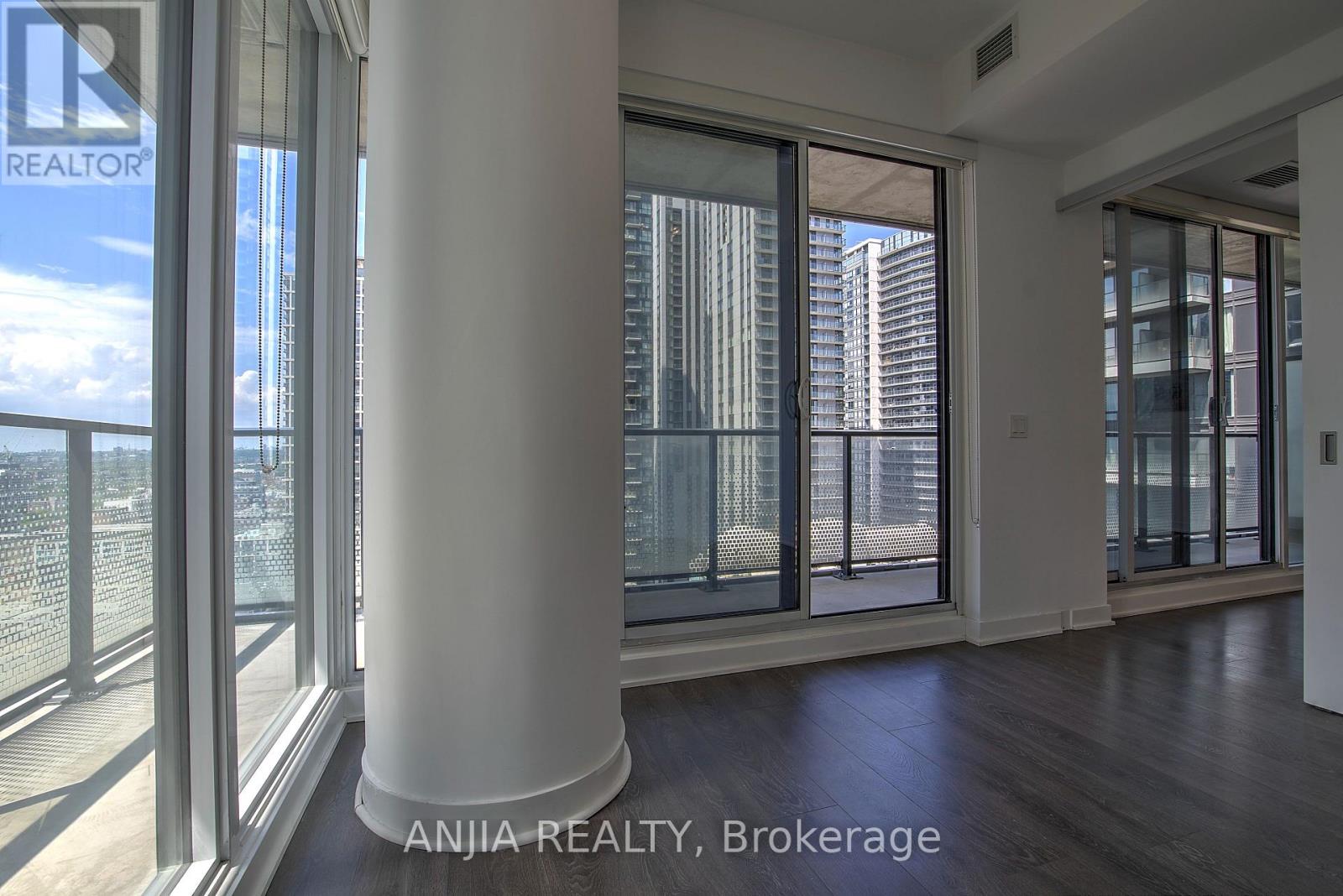 3209 - 115 Blue Jays Way, Toronto, Ontario  M5V 3T3 - Photo 5 - C12547738