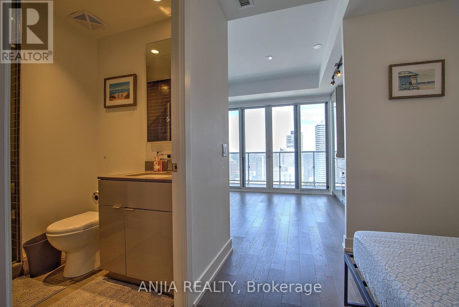 3008 - 7 Grenville Street, Toronto, Ontario M4Y 0E9 - Photo 7 - C12547746